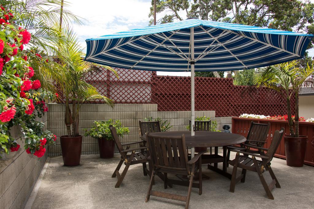 Swiss Chalet alojamiento Motel Paihia Exterior foto